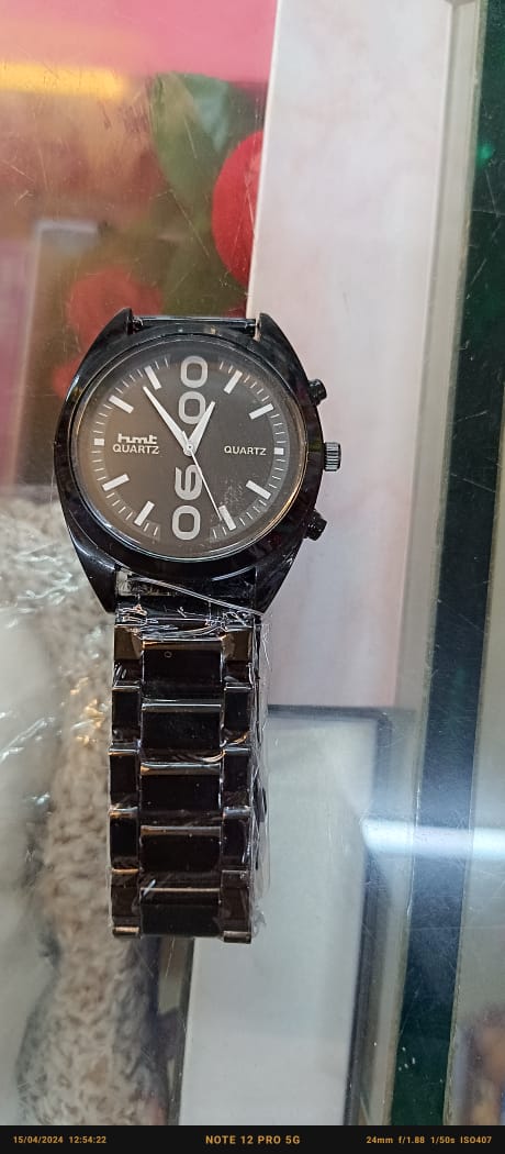 "HMT Quartz Matte Black Chain Watch"
